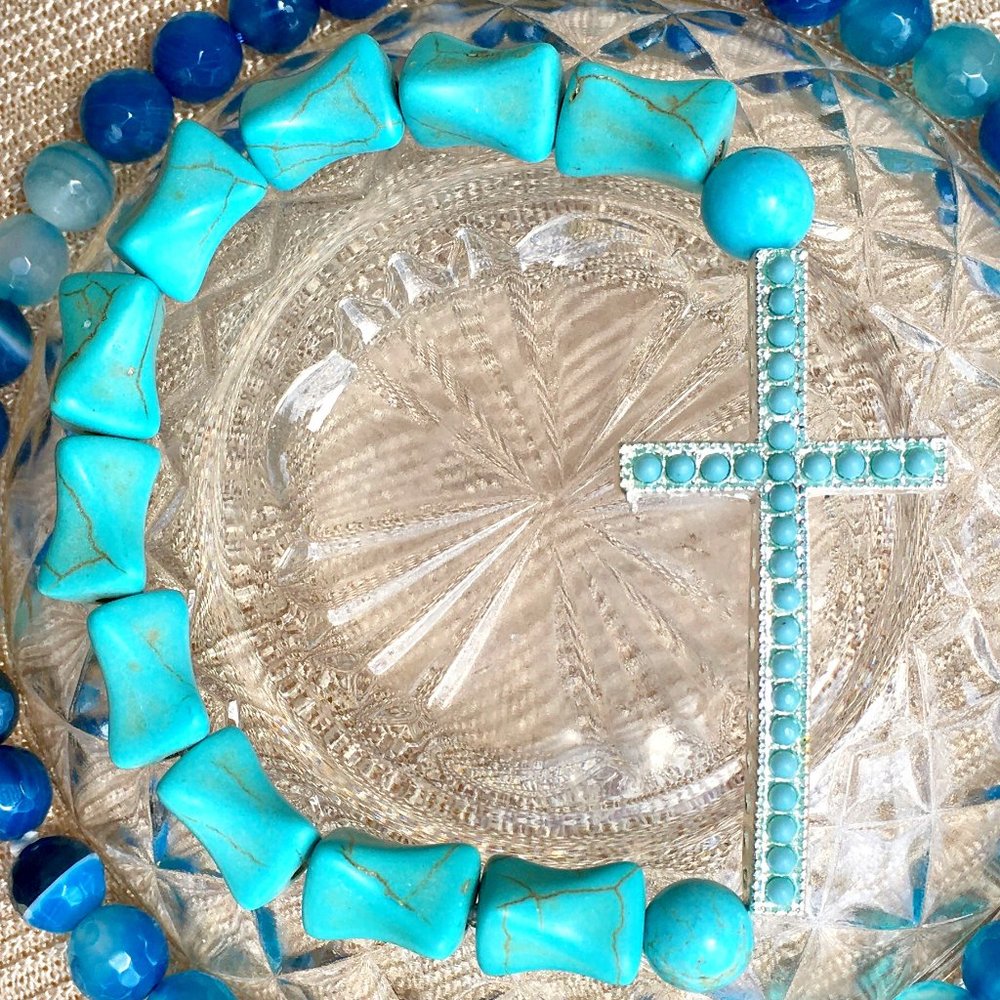 Crystal Cross Collection: Turquoise Precious Stones Bracelet